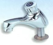 油壓自閉式省水立栓水龍頭